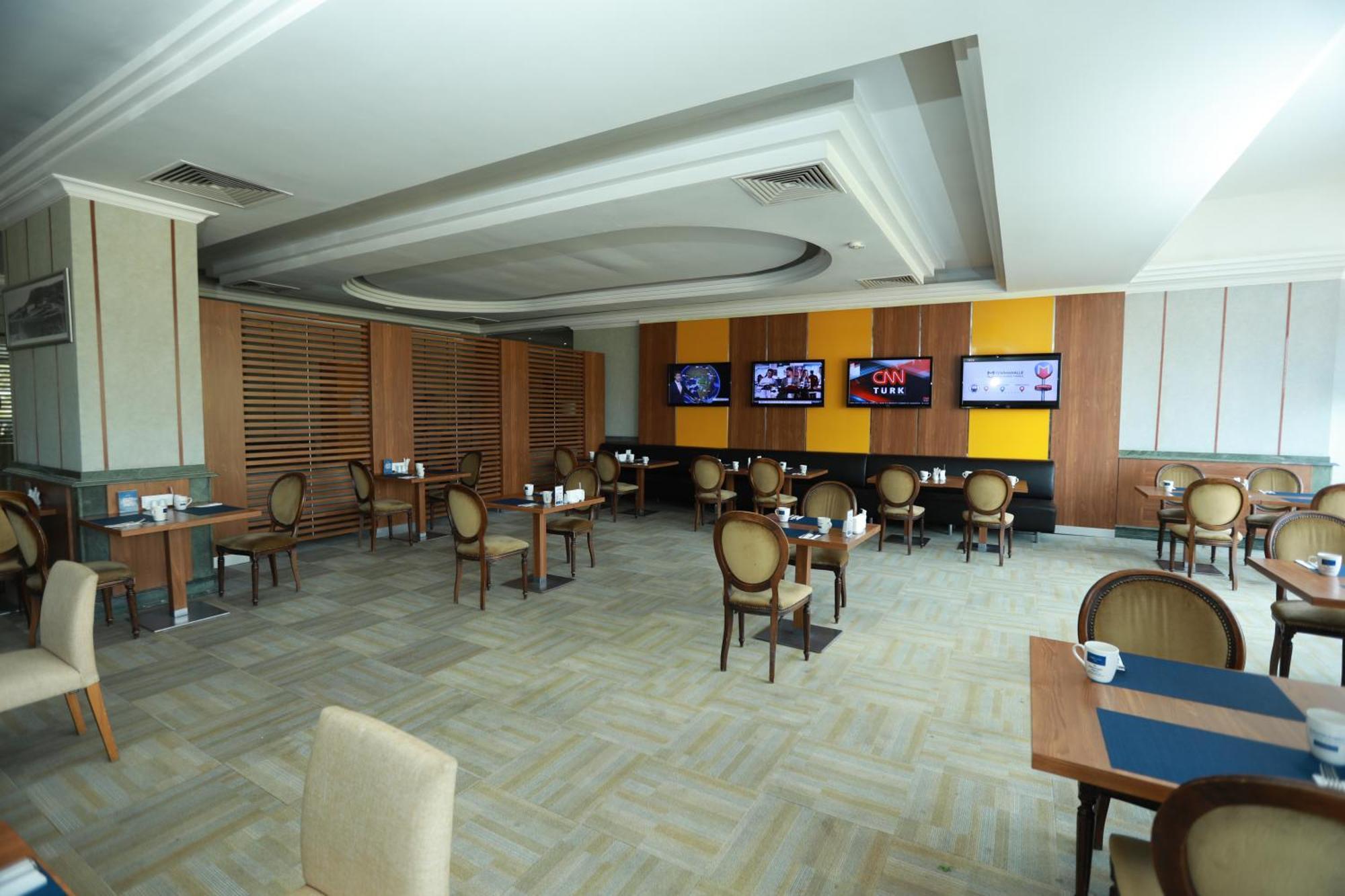 Anemon Grand Manisa Otel Esterno foto
